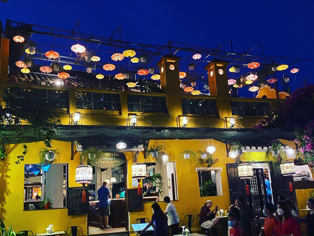 Lighting Up Hội An's Past with Colourful Lanterns - Architecture