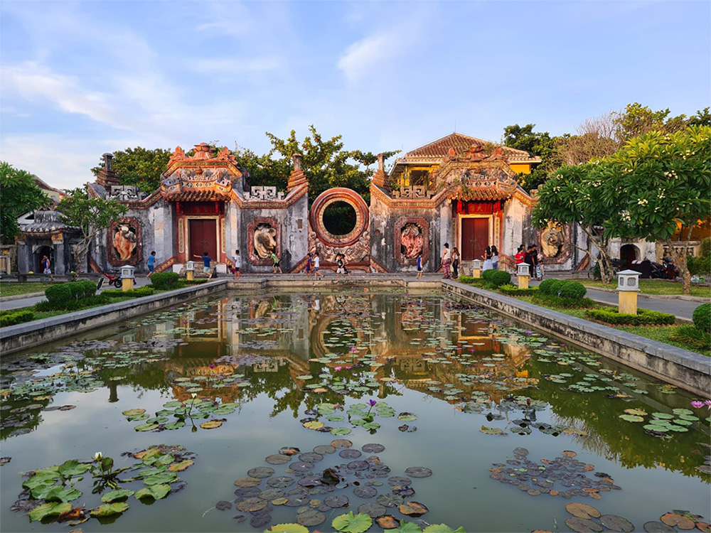 Lighting Up Hội An's Past with Colourful Lanterns - Ba Mu temple