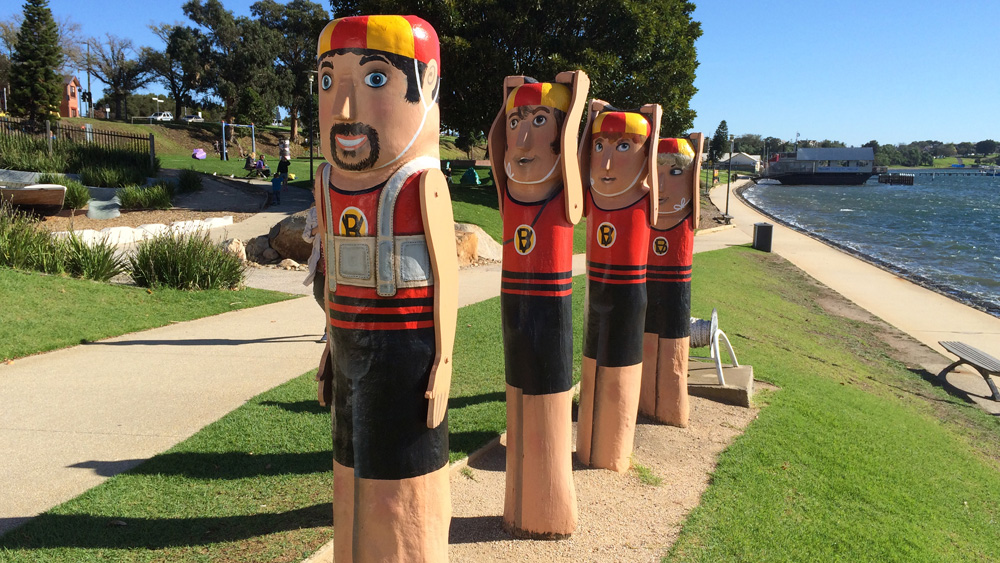 Great Ocean Road Views - Bollards Geelong