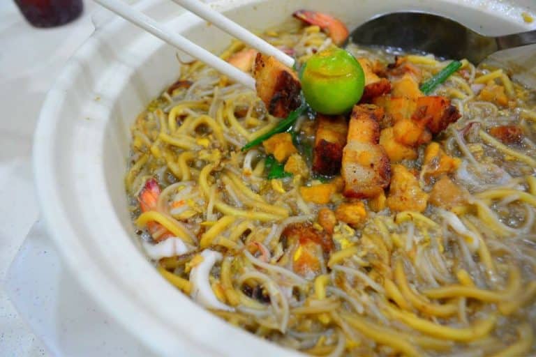 Where to Find The Yummiest Fried Hokkien Mee In Singapore SilverStreak