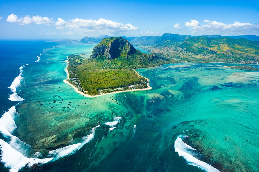 4 Destinations In The Southern Hemisphere To Escape The Mid-Year Heat - Mauritius