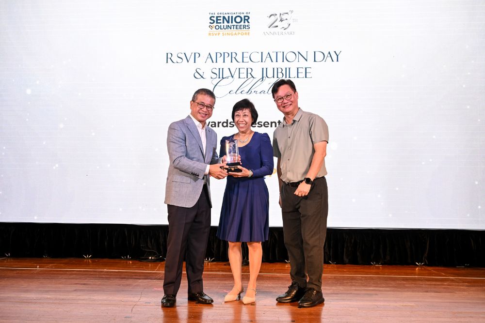 Veteran Silver Volunteers Honoured At RSVP Singapore’s 25th Anniversary Bash - Ang Siew Lian