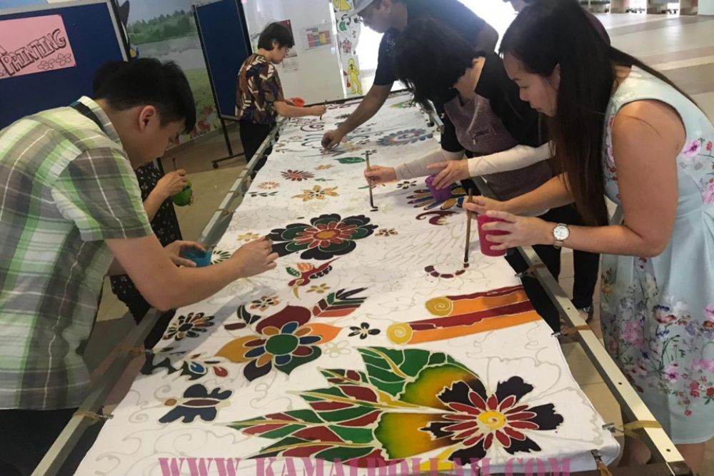Embrace Local Heritage With Stamford Arts Centre’s A Date With Tradition 2023 - Community Batik Project