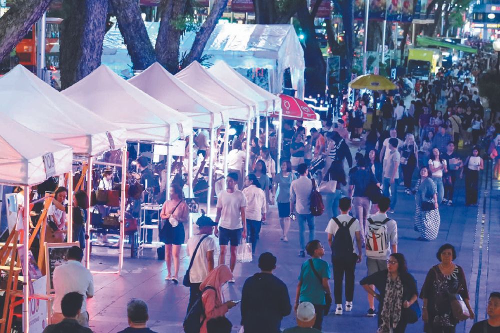 Grand Prix Season Singapore 2023: What’s Happening At Orchard Road, Clarke Quay, Sentosa & Kampong Gelam - Orchard Pit Stops: GPSS Lifestyle Bazaar