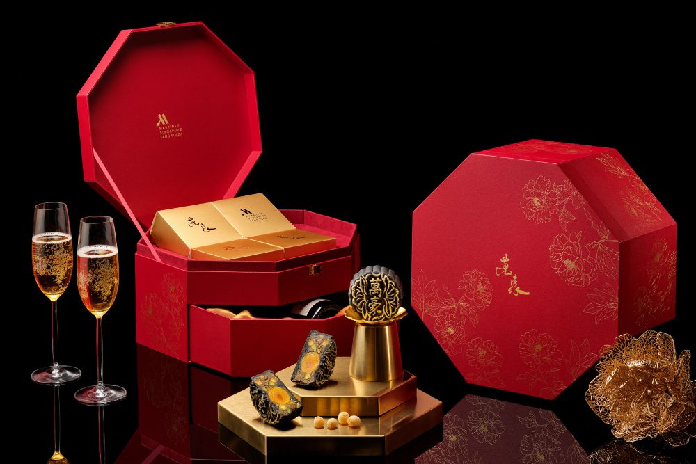 GUCCI Chinese New Year Mid Autumn Festival Mooncake Tins Red Box