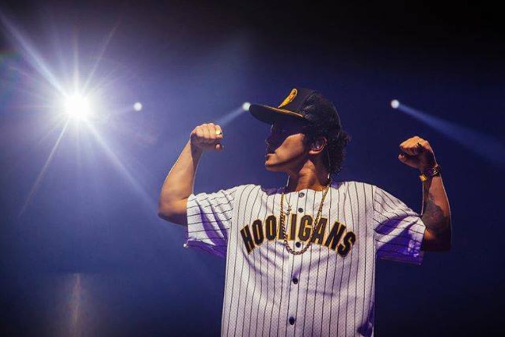 Everything You Need To Know About Bruno Mars Before His Upcoming Sold-Out Concert In Singapore - Hooligans