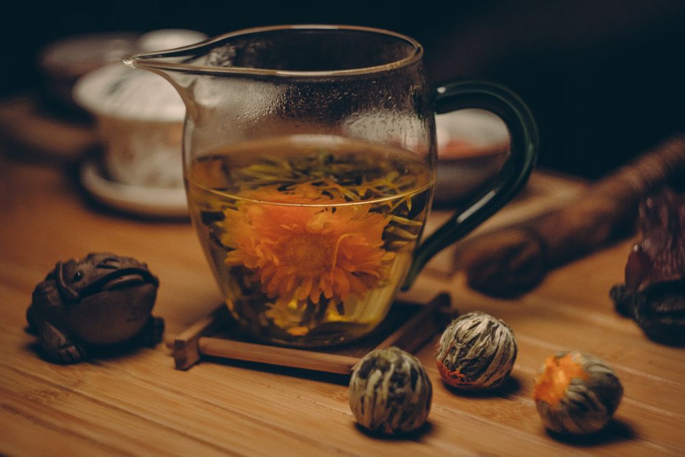 5 Things You May Not Know About Traditional Chinese Medicine (TCM) - Floral herbs