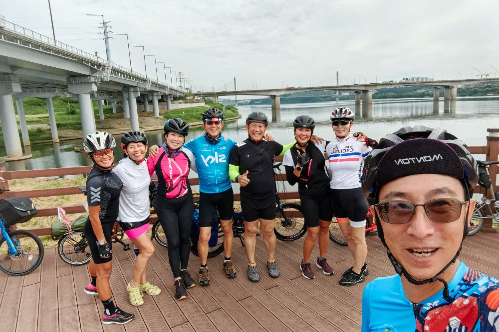 Bicycle Touring: Senior Cyclists In Singapore Take Their Rides From West Coast Highway To The Rest Of The World - Richard Toh