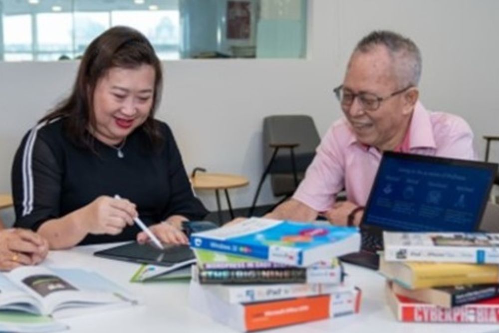 6 Ways To Get The Most Out Of Public Libraries In Singapore - Take part in free educational workshops