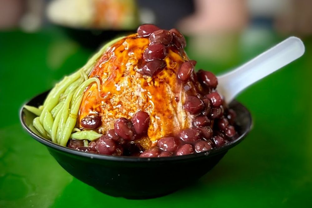 Replenish and recharge After Your Bukit Timah Nature Reserve Hike - Bukit Timah Market & Food Centre - Nyonya Chendol - Chendol