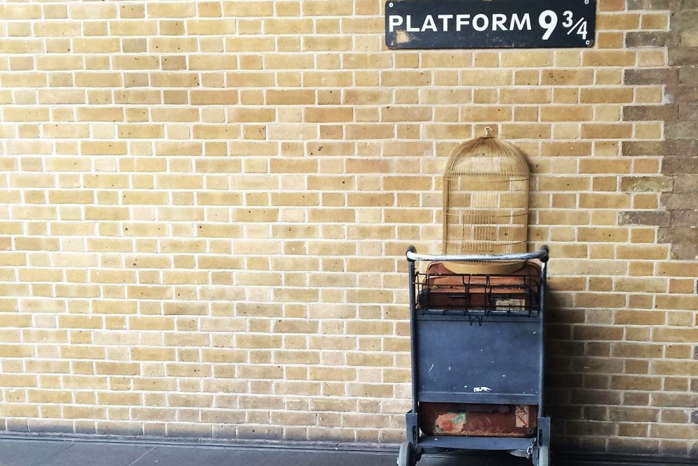 10 Harry Potter Must-Visit UK Attractions For the Potterheads including the Jacobite Steam Train-Platform 9 ¾, King's Cross Station, London