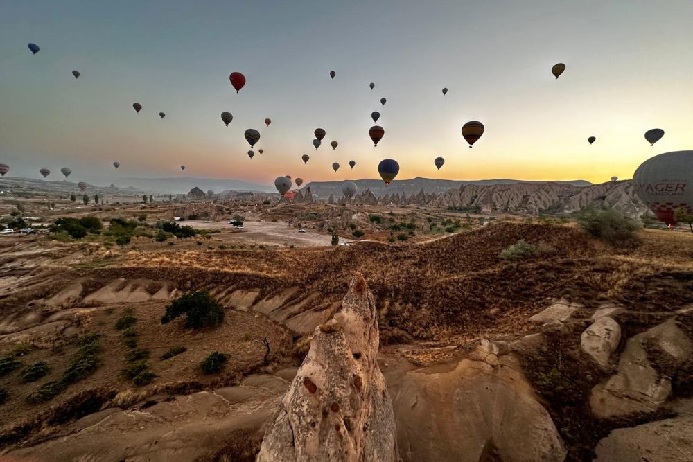 Silvers On Expedition Drive: 98 Days and 25,000km On The Road From London To Singapore - Cappadocia