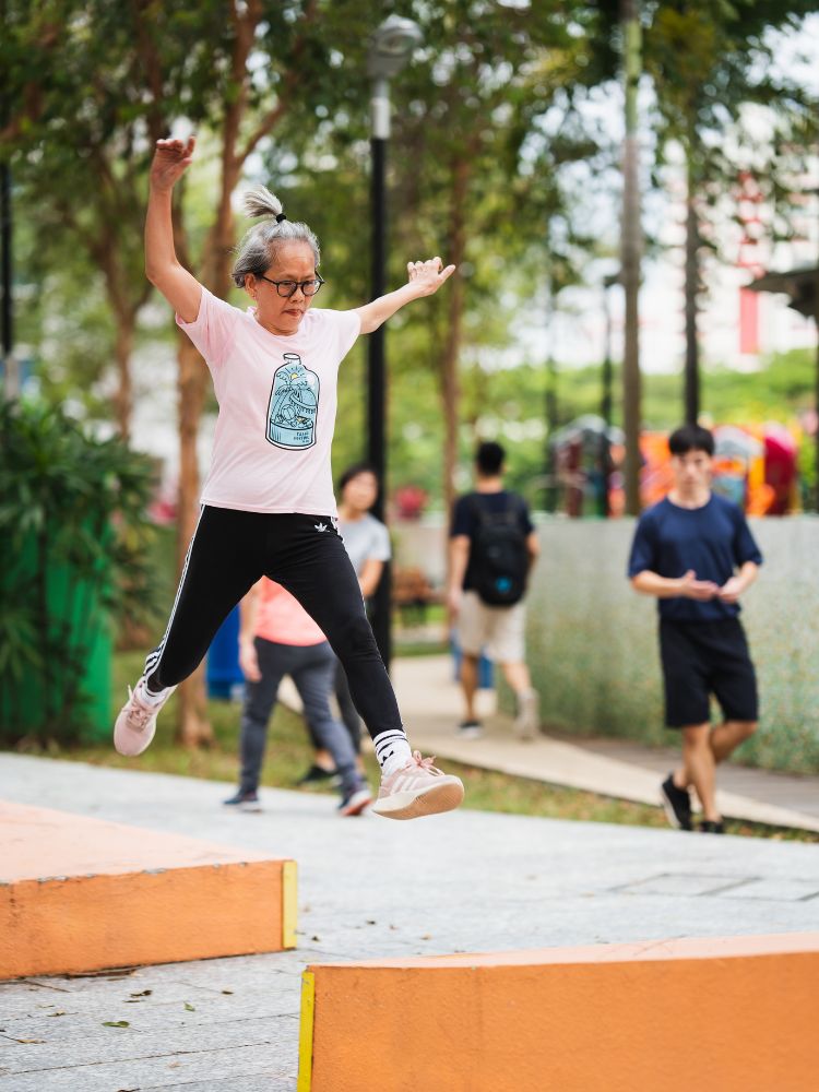 Senior Parkour: Crawling, Dashing And Leaping To New Heights Of Agility Fitness - Lim Sing Yuen