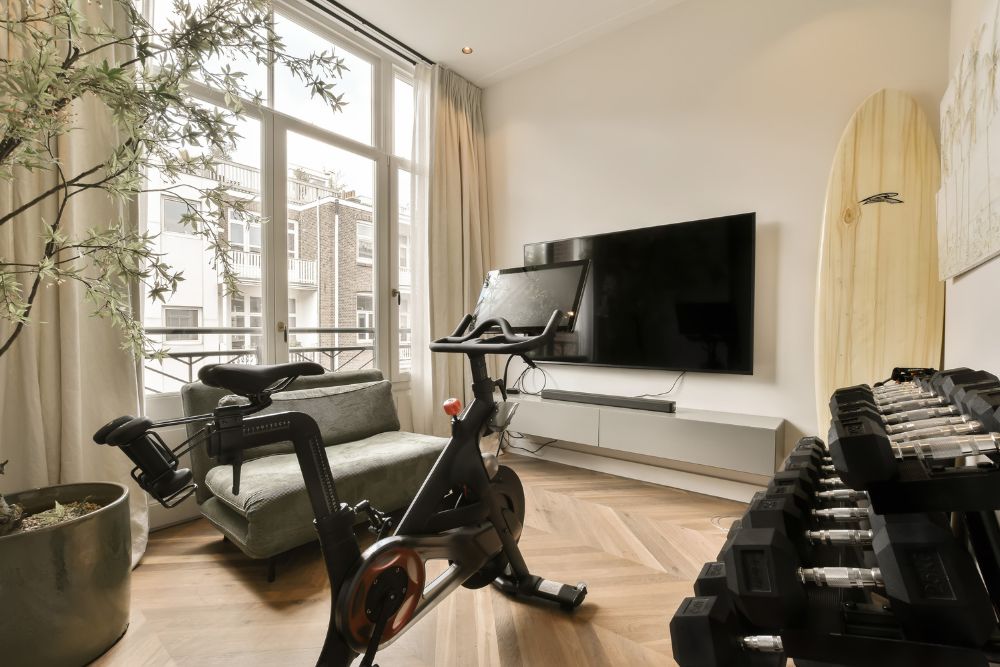 Train Like An Olympic Athlete: Hone Your Workouts With The Aid Of Fitness Devices For Seniors - Smart Home Gym Equipment