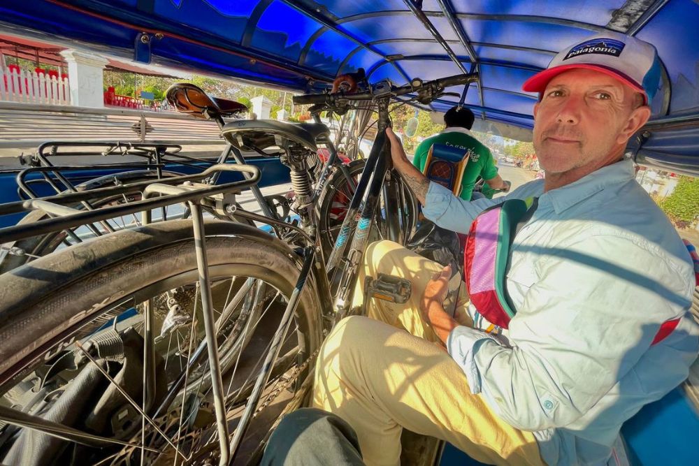 The Compatibility Test That Is Travelling Together - Bicycles on a tuk-tuk