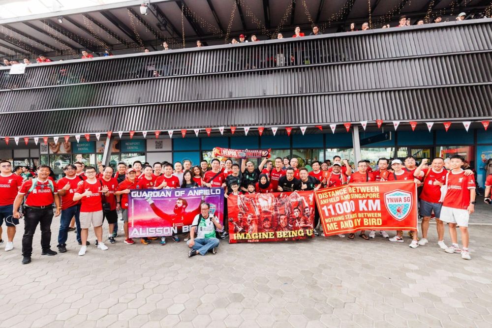 The Enduring Charm Of The EPL: A Senior Football Fan's Tribute To The Beautiful Game And Its Evolution - The community of Liverpool fans in Singapore