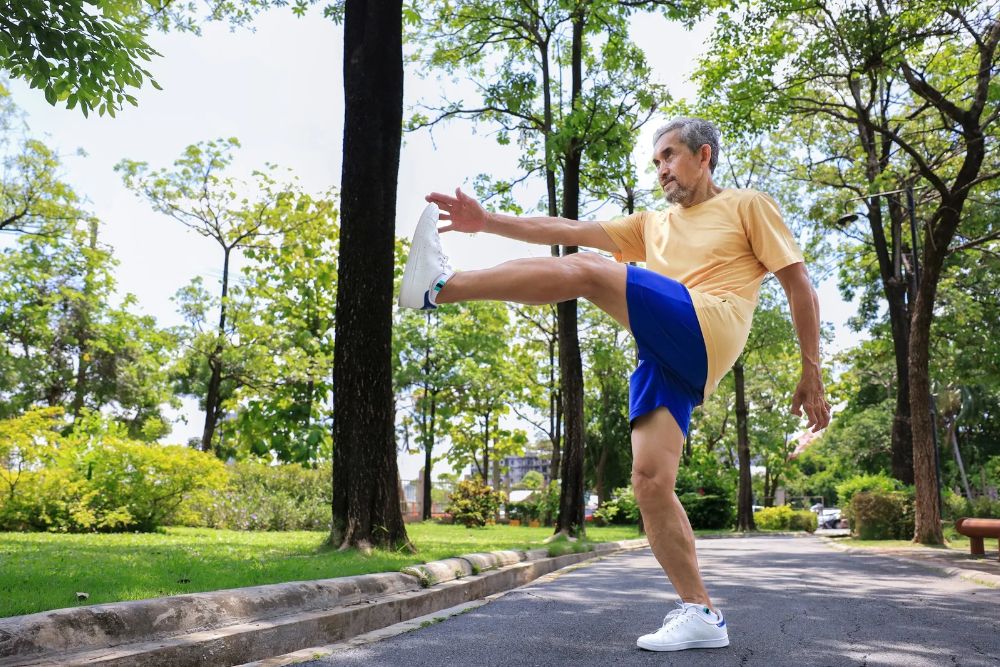 Singapore Seniors Might Win Gold If Climbing Up Bukit Timah Hill Was An Olympic Event - Kicking Their Heels