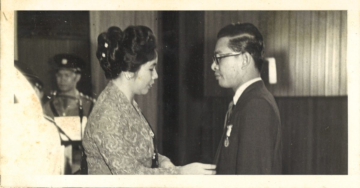 Sudden Darkness, Dappled Light: Simon Tay's Reflection On Paths In Later Life - Receiving the National Day award in 1967