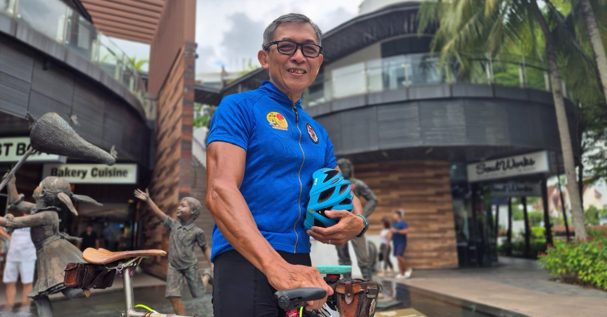 Cycling 60km A Day: The Silver Who Keeps On Riding, Even When Facing Lung Cancer And 31 Broken Bones Due to Osteoporosis