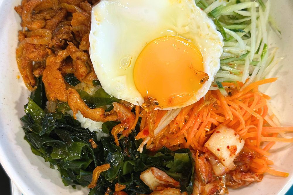 Sweet Ups and Downs: How This Silver Used a Glucose Monitor To Make Better Health Choices - Bibimbap lunch