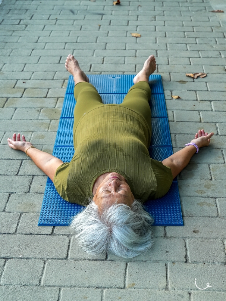 chieving Happiness: How Yoga Can Help Change Calm Your Mind - Corpse pose (shavasana).