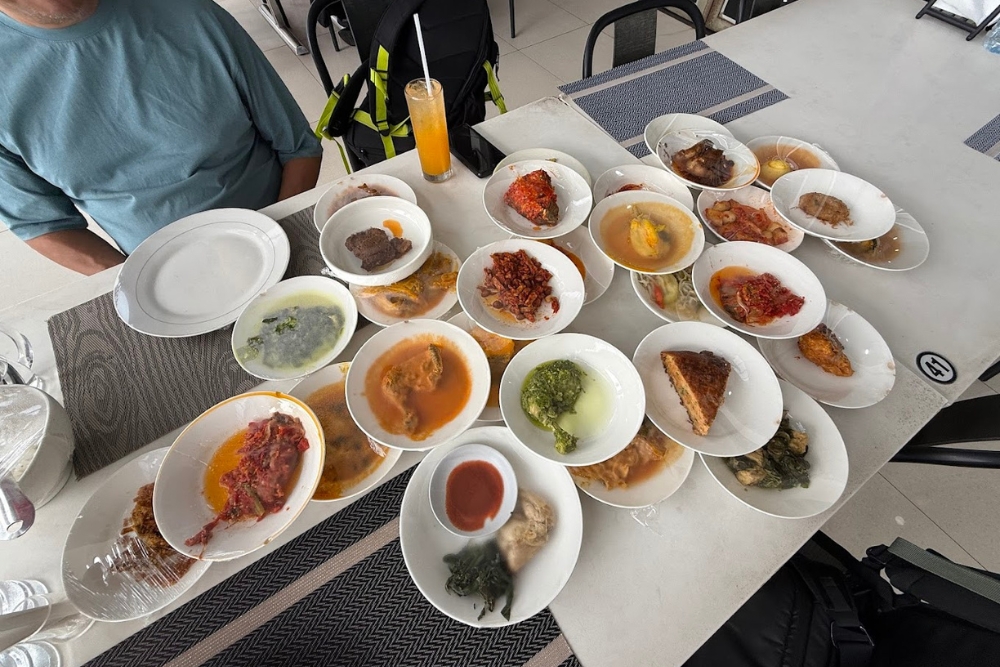 7 Things To Do In Batam For A Relaxing Day Trip Or Weekend - Restoran Sederhana