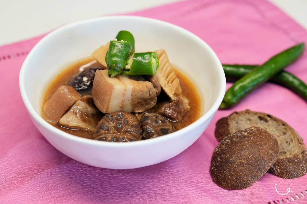 Cooking For Two: Easy Babi Pongteh Recipe As Taught To Me By My Gran - Babi Pongteh dish