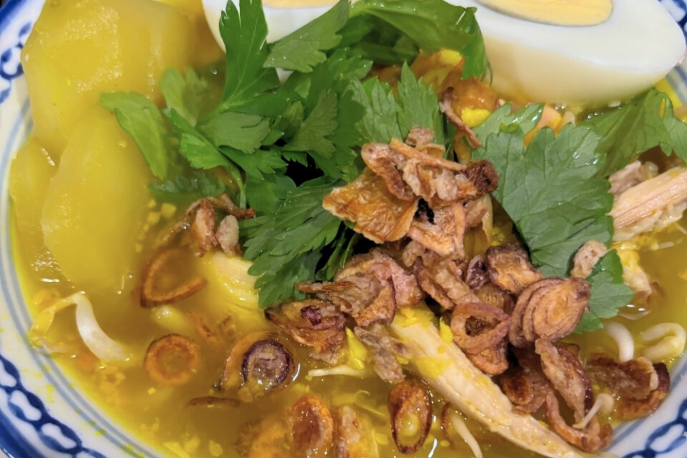 Cooking For Two: One Roasted Chicken And Three Dishes - Soto Ayam