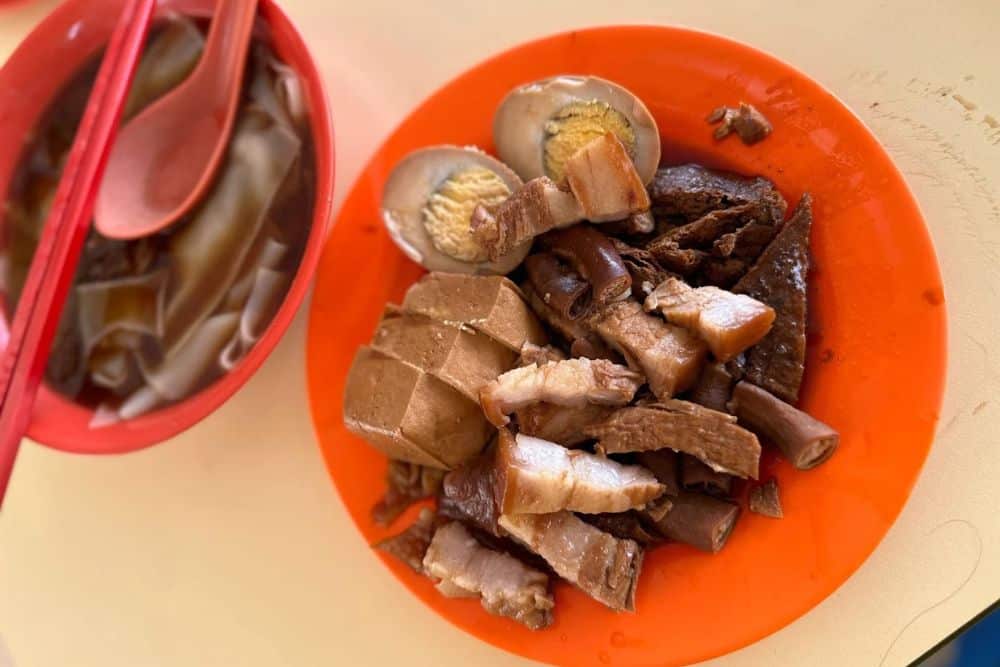 The Best Kway Chap Hawker Spots In Singapore: The Good, The Cheap, and The Funky - Covent Garden Kway Chap