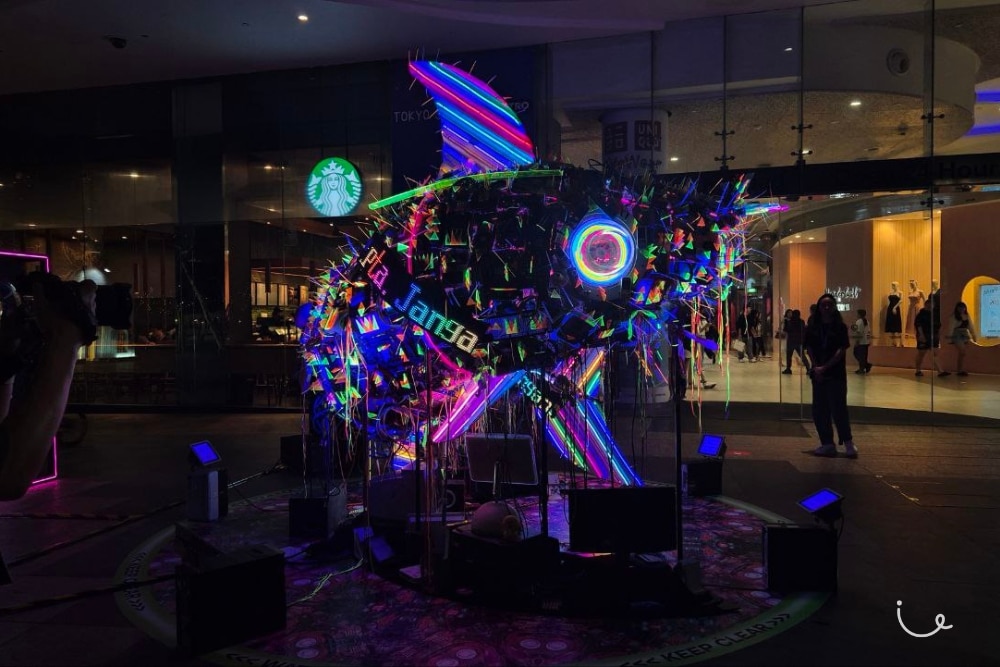 Singapore Night Festival 2025: Best Highlights And Installations To Explore While Clocking Your Daily Steps - Plaza Singapura mall - Cyberswordfish 2.0: From Myth to Megabytes