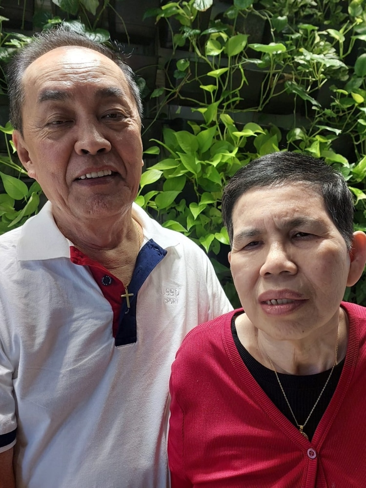 Alzheimer's Disease: Memory Loss That Is Not A Normal Part Of Ageing - Kay Kwong with his wife Betty