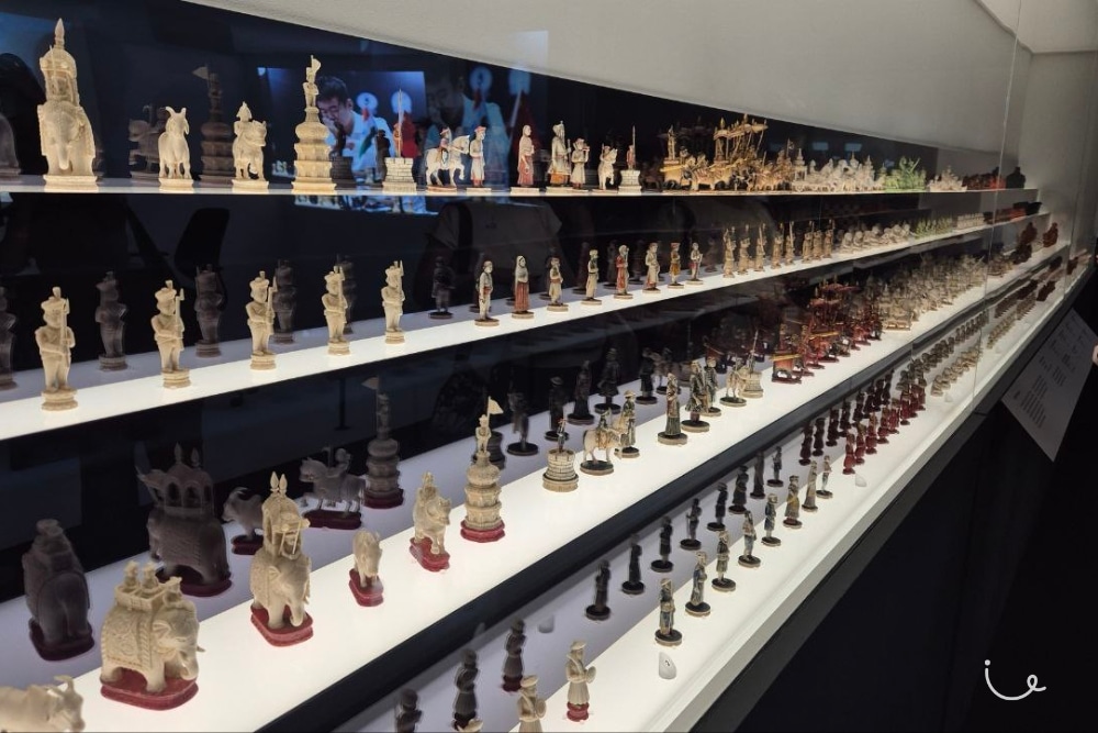 Asian Board Games Like Mahjong, Weiqi, & Carrom Gets The Spotlight At ACM’s New Interactive Exhibition - Chess pieces