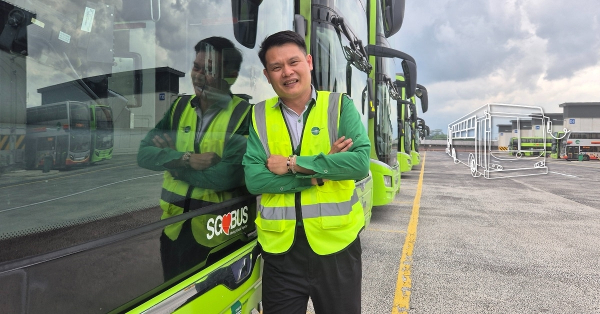 Bus Captain Tham Kok Poi Receives Award For Staying Calm When Punched By Passenger While Driving